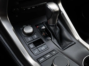 Внедорожник Lexus NX 2015 года, 2580000 рублей, Краснодар