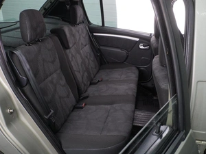 Хетчбэк Renault Sandero 2011 года, 649000 рублей, Воронеж