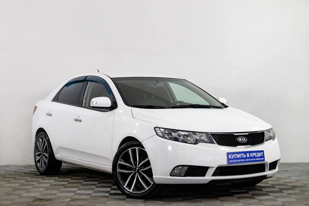 Седан Kia Cerato 2009 года, 749000 рублей, Сургут