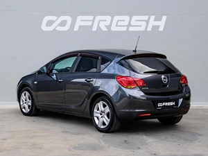 Хетчбэк Opel Astra 2011 года, 799000 рублей, Краснодар