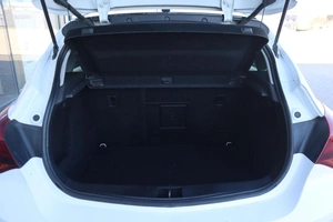 Хэтчбек Opel Astra 2013 года, 920000 рублей, Мирное