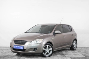 Хетчбэк Kia Ceed 2009 года, 709000 рублей, Кемерово