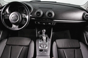 Седан Audi A3 2016 года, 1939000 рублей, Сургут