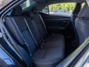 Седан Toyota Corolla 2013 года, 1170000 рублей, Волгоград