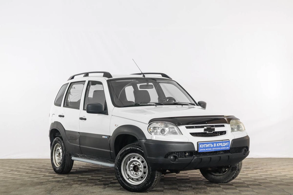 Внедорожник Chevrolet Niva 2016 года, 659000 рублей, Тюмень