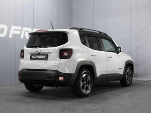 Внедорожник Jeep Renegade 2017 года, 1380000 рублей, Омск