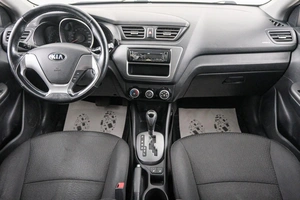 Седан Kia Rio 2015 года, 1089000 рублей, Красноярск