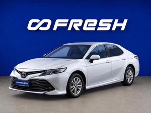 Седан Toyota Camry 2019 года, 2099077 рублей, Москва