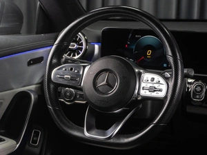 Седан Mercedes-benz CLA-класс 2020 года, 2815000 рублей, Тюмень