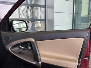 Внедорожник Toyota RAV4 2010 года, 1850000 рублей, Уфа