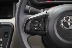 Хетчбэк Toyota Passo 2018 года, 969000 рублей, Омск