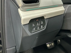Внедорожник Volkswagen ID.6 Crozz 2022 года, 4940000 рублей, Красноярск