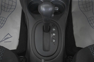Хетчбэк Nissan Note 2012 года, 909000 рублей, Кемерово