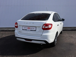 Седан ВАЗ (LADA) Granta 2019 года, 600000 рублей, Брянск