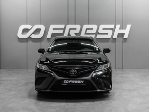 Седан Toyota Camry 2017 года, 2250000 рублей, Тюмень