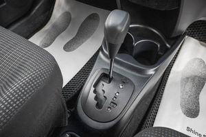 Хетчбэк Toyota Vitz 2017 года, 1049000 рублей, Барнаул