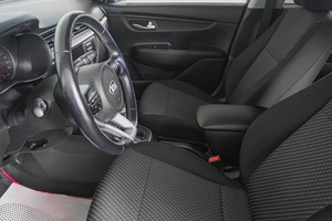 Седан Kia Rio 2017 года, 1549000 рублей, Кемерово