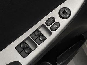 Хетчбэк Hyundai Solaris 2012 года, 850000 рублей, Красноярск