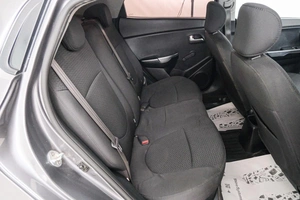 Седан Kia Rio 2016 года, 999000 рублей, Красноярск
