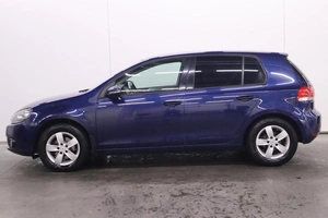Хэтчбек Volkswagen Golf 2012 года, 920000 рублей, Брянск