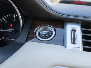 Внедорожник Land Rover Range Rover Evoque 2012 года, 2069000 рублей, Волгоград