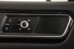 Внедорожник Volkswagen Touareg 2017 года, 3449000 рублей, Пермь