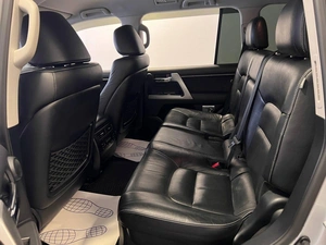 Внедорожник Toyota Land Cruiser 2012 года, 3899000 рублей, Красноярск