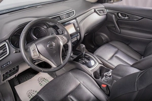 Внедорожник Nissan X-Trail 2017 года, 2069000 рублей, Томск