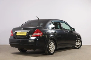 Хетчбэк Nissan Tiida Latio 2009 года, 689000 рублей, Новосибирск
