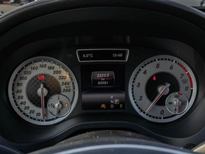 Хетчбэк Mercedes-benz A-класс 2015 года, 1720000 рублей, Краснодар