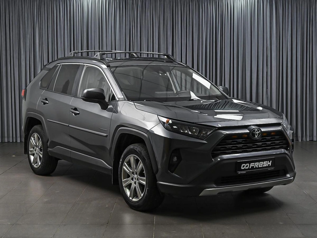 Внедорожник Toyota RAV4 2019 года, 2799000 рублей, Ставрополь