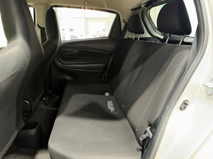 Хетчбэк Toyota Vitz 2018 года, 799000 рублей, Красноярск