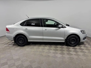 Седан Volkswagen Polo 2013 года, 718200 рублей, Казань
