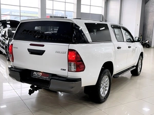 Пикап Toyota Hilux 2021 года, 4497000 рублей, Солонцы