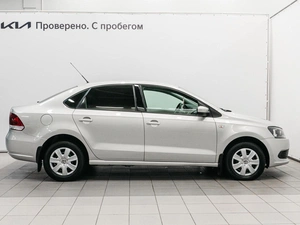 Седан Volkswagen Polo 2010 года, 760000 рублей, Красноярск