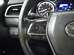 Седан Toyota Camry 2019 года, 2763100 рублей, Казань