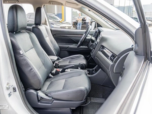 Внедорожник Mitsubishi Outlander 2016 года, 1899000 рублей, Краснодар