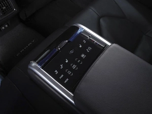 Седан Toyota Camry 2019 года, 3050000 рублей, Ростов-на-Дону
