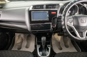 Хетчбэк Honda Fit 2017 года, 1099000 рублей, Барнаул