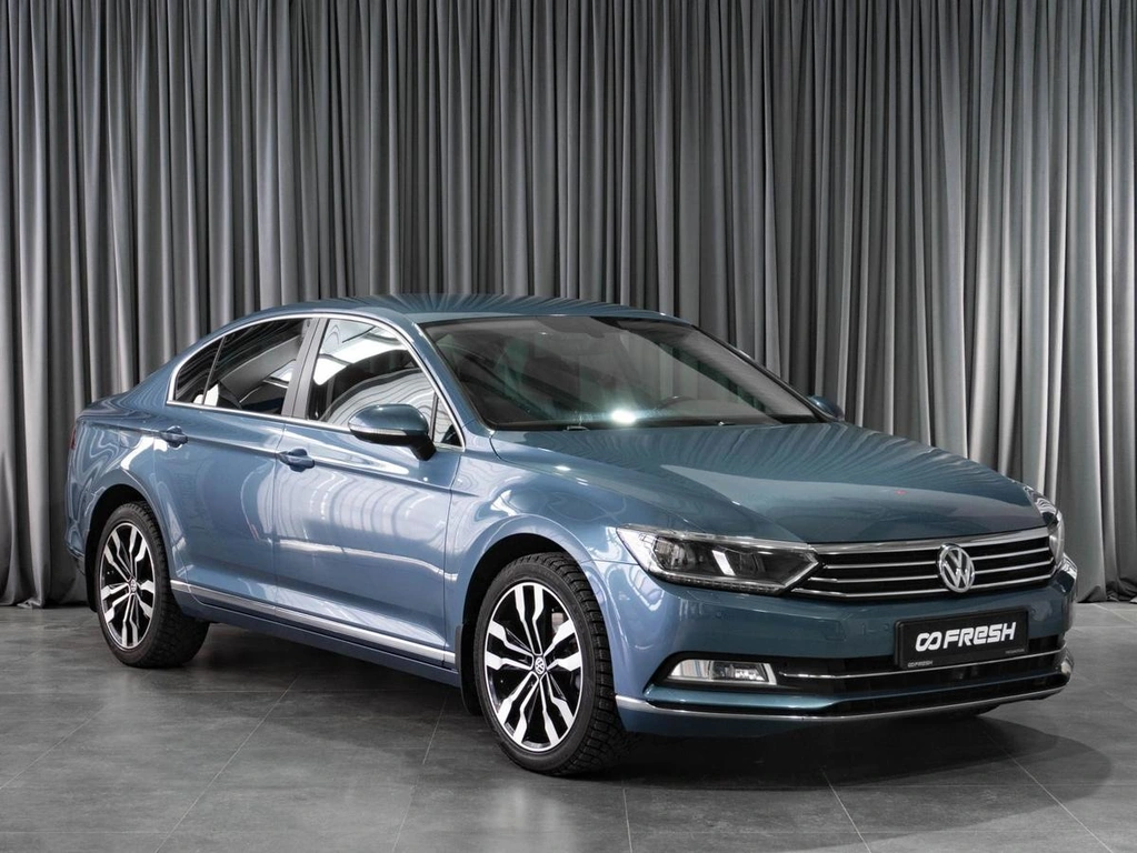 Седан Volkswagen Passat 2017 года, 1899000 рублей, Тюмень