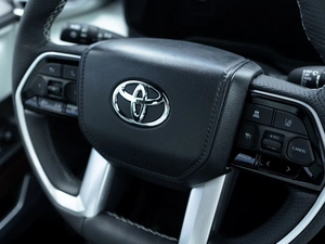 Внедорожник Toyota Sequoia 2025 года, 15000000 рублей, Новоивановское