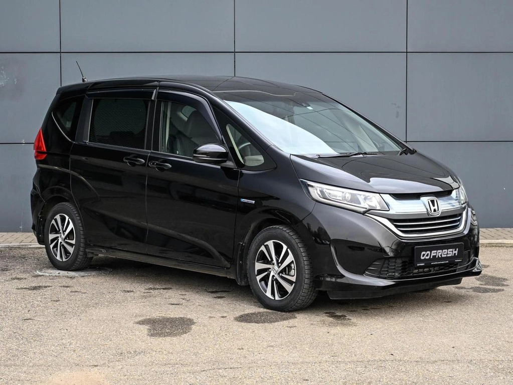 Минивэн Honda Freed+ 2016 года, 1510000 рублей, Краснодар