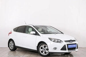 Хетчбэк Ford Focus 2013 года, 809000 рублей, Красноярск