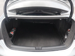 Седан Volkswagen Jetta 2013 года, 1090000 рублей, Железногорск