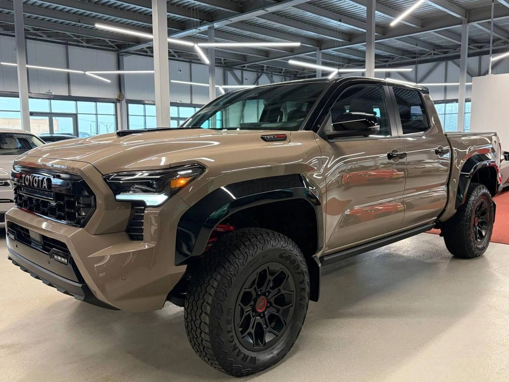 Пикап Toyota Tacoma 2025 года, 10490000 рублей, Павловская Слобода