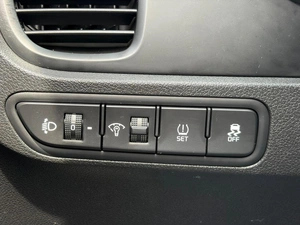 Седан Kia Rio 2019 года, 1534000 рублей, Ижевск