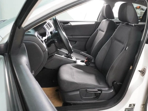 Седан Volkswagen Jetta 2012 года, 929000 рублей, Воронеж