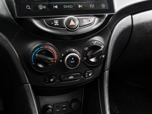 Хетчбэк Hyundai Solaris 2015 года, 999000 рублей, Краснодар