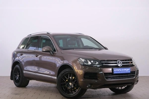 Внедорожник Volkswagen Touareg 2013 года, 2099000 рублей, Омск