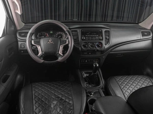 Пикап Mitsubishi L200 2021 года, 2949000 рублей, Тюмень